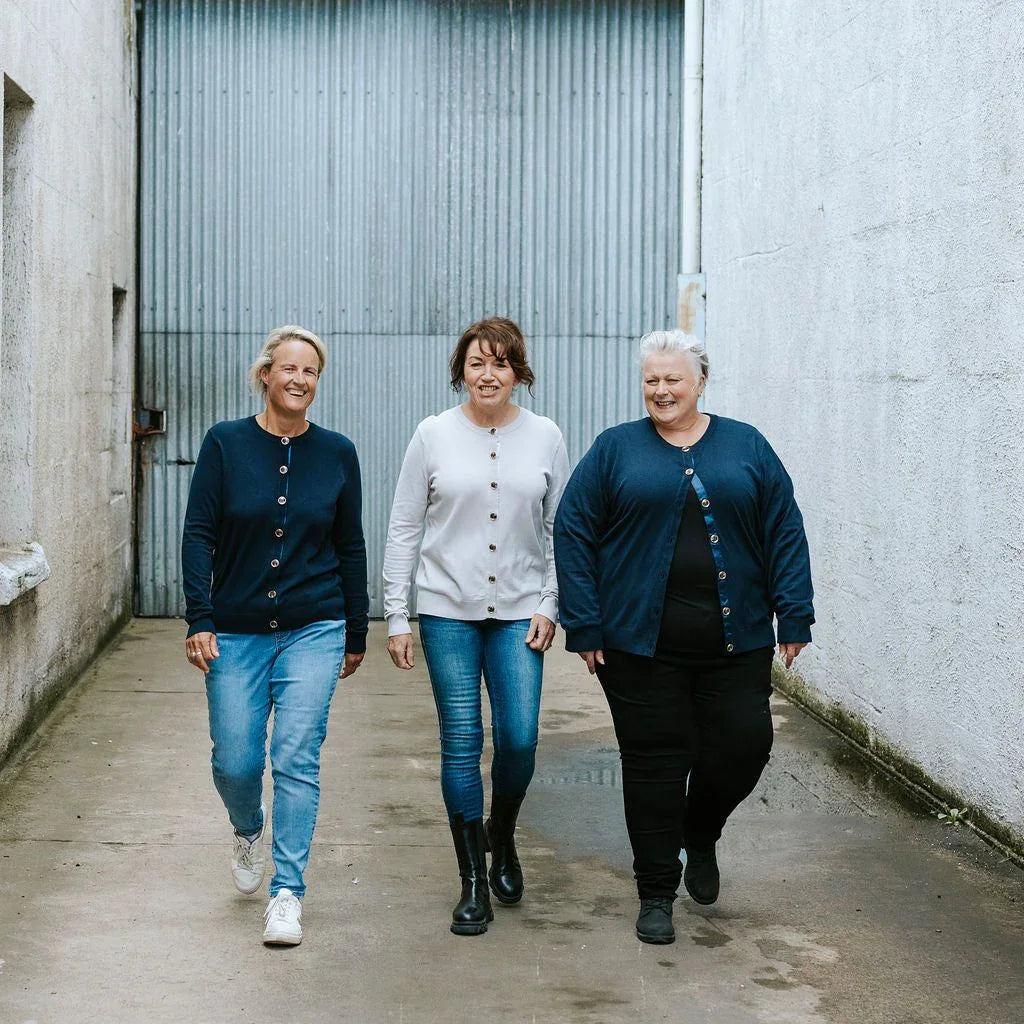 Ainslee Women's Cardigan - French Navy