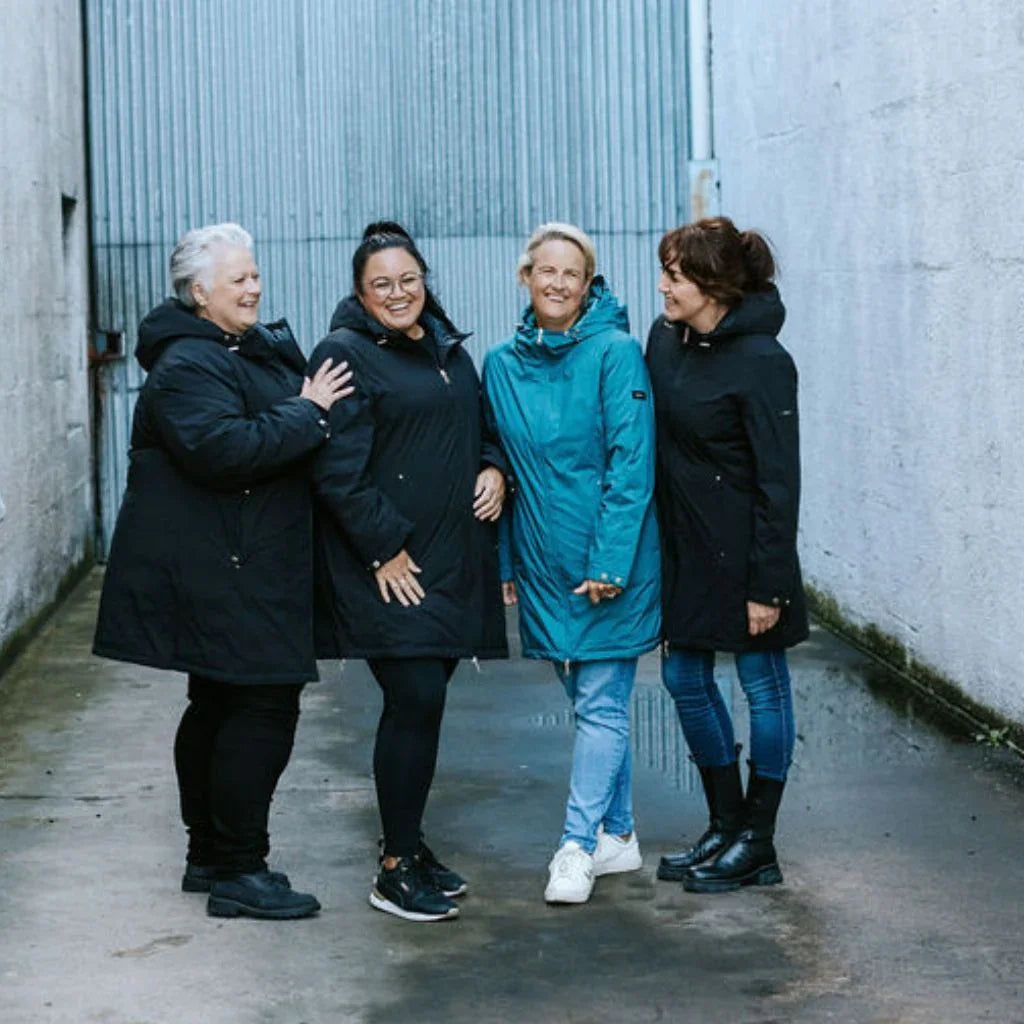 Leila Women's Waterproof Down Coat - Black