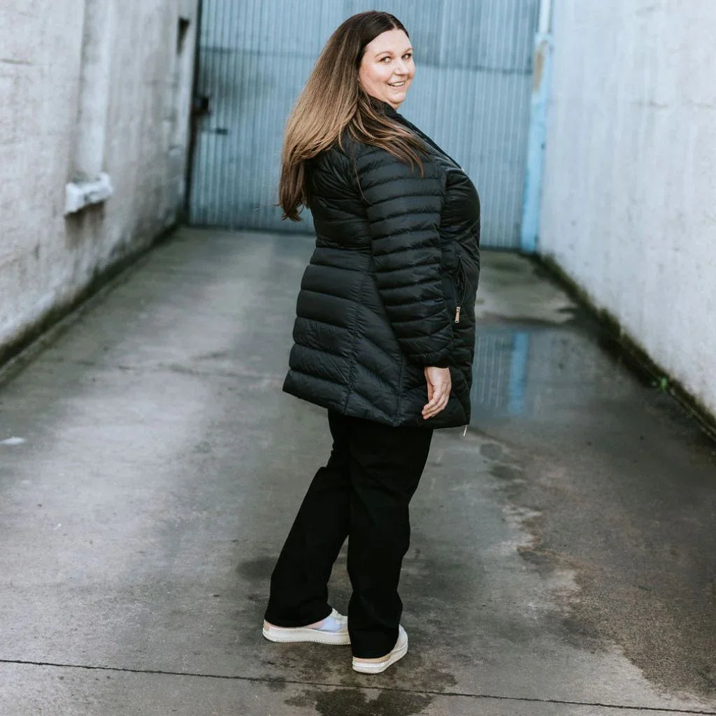 Arnie Women's 90/10 Reversible Down Coat - Black/Cabernet