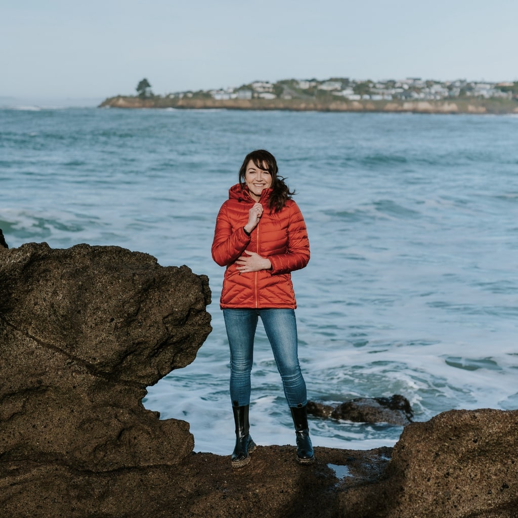 Cushla Women's 90/10 Packable Down Jacket - Intense Rust