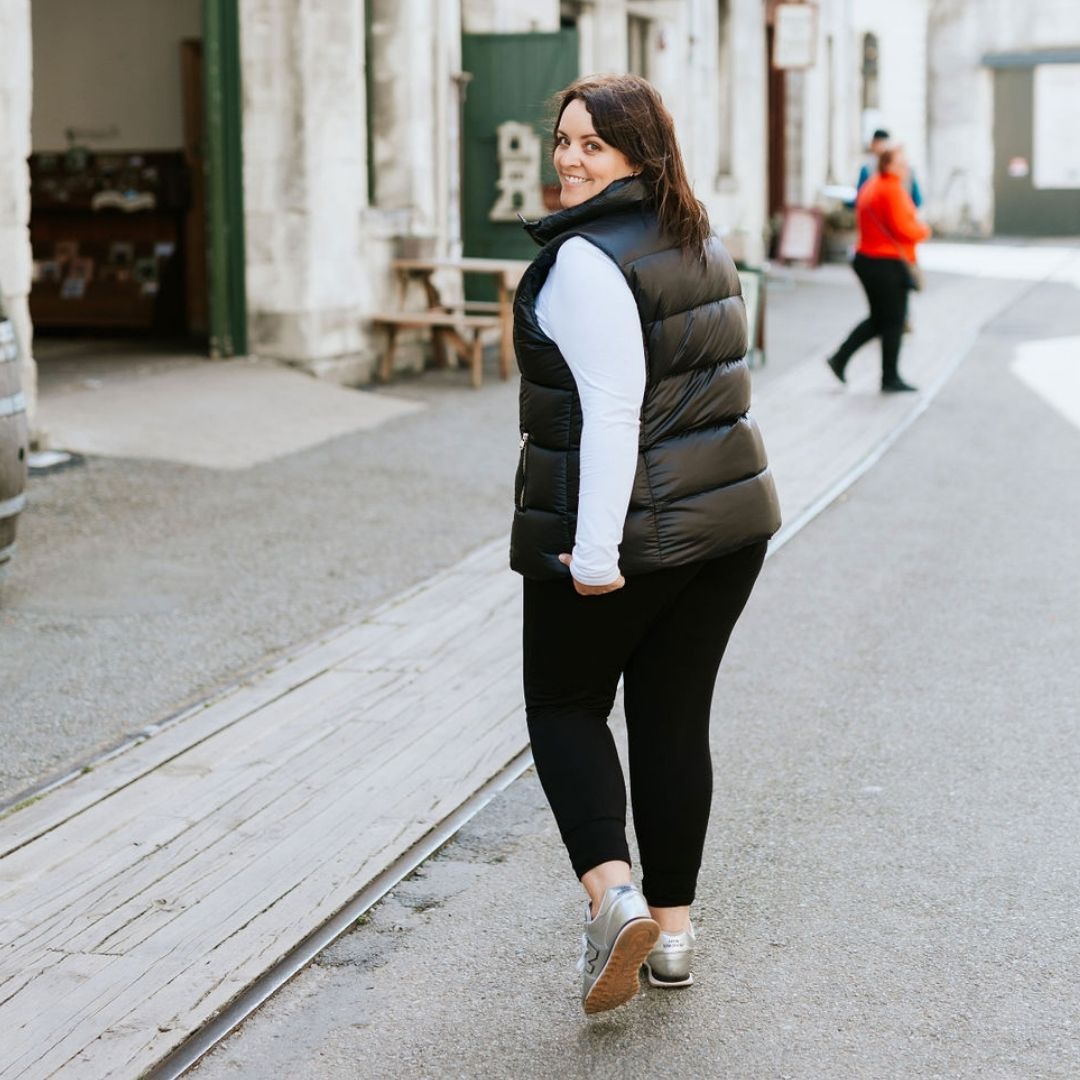 Ester Women's 90/10 Packable Down Vest - Black