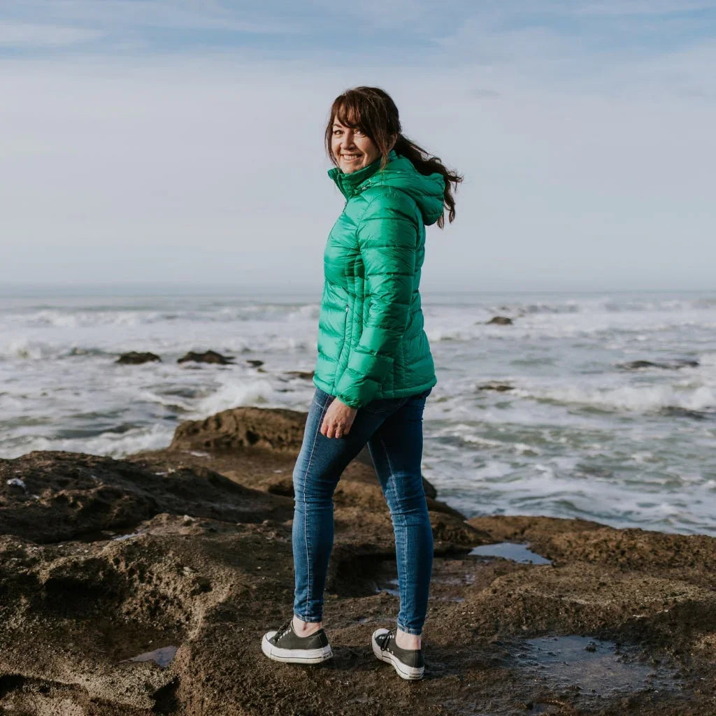 Lynn Women's 90/10 Packable Down Jacket - Emerald