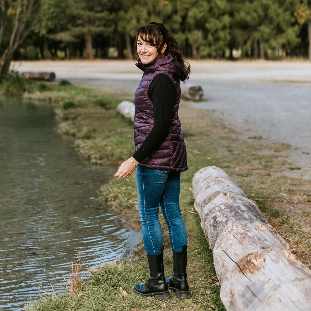 Mary-Claire Women's 90/10 Packable Down Vest - Midnight Plum