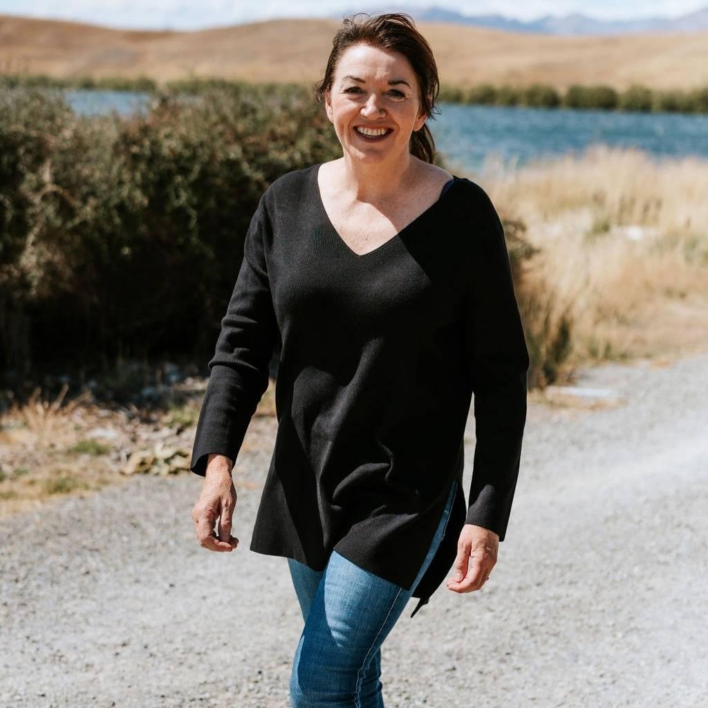 Abby 2.0 Women's V Neck Sweater - Black