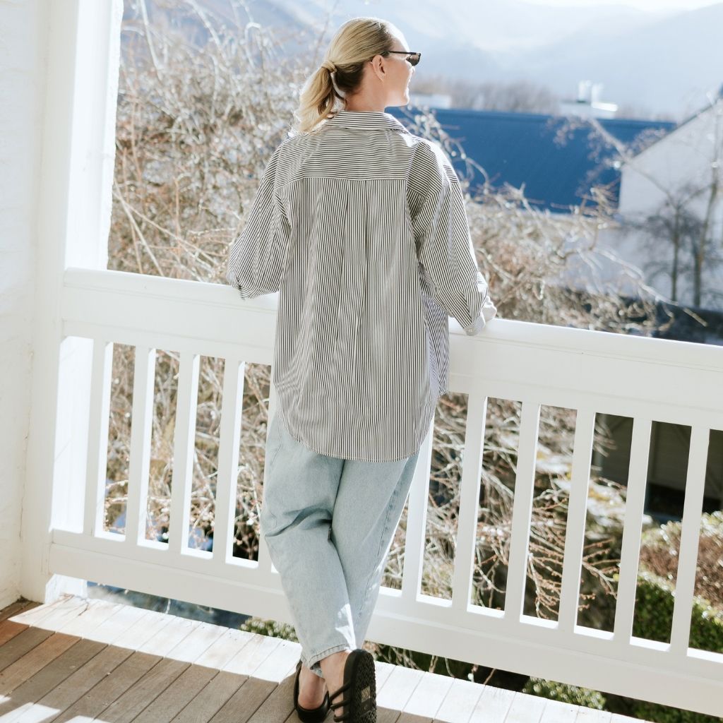 Amber Women's Oversized Shirt | Stripe