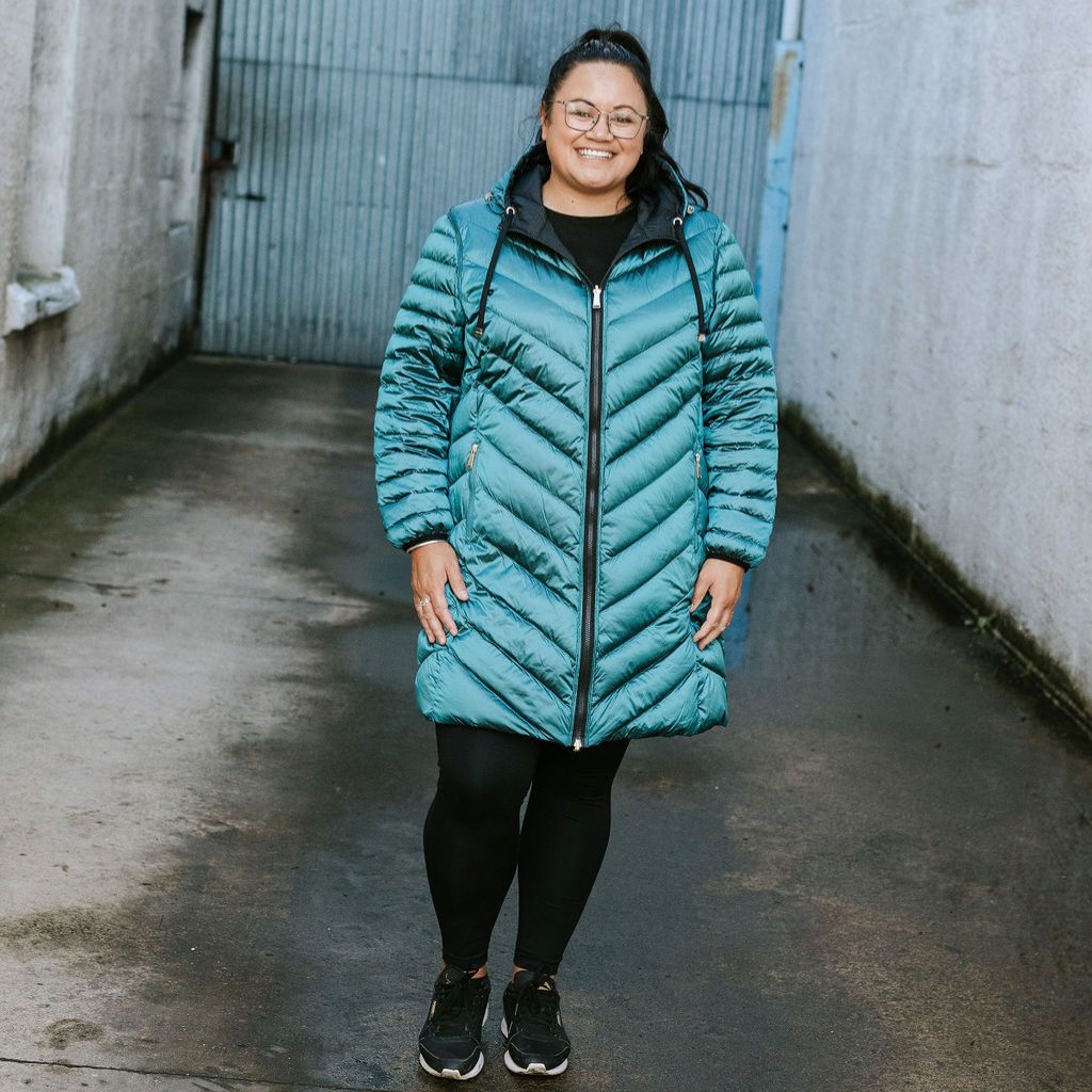 Arnie Women&#39;s 90/10 Reversible Down Coat - Black/Empire