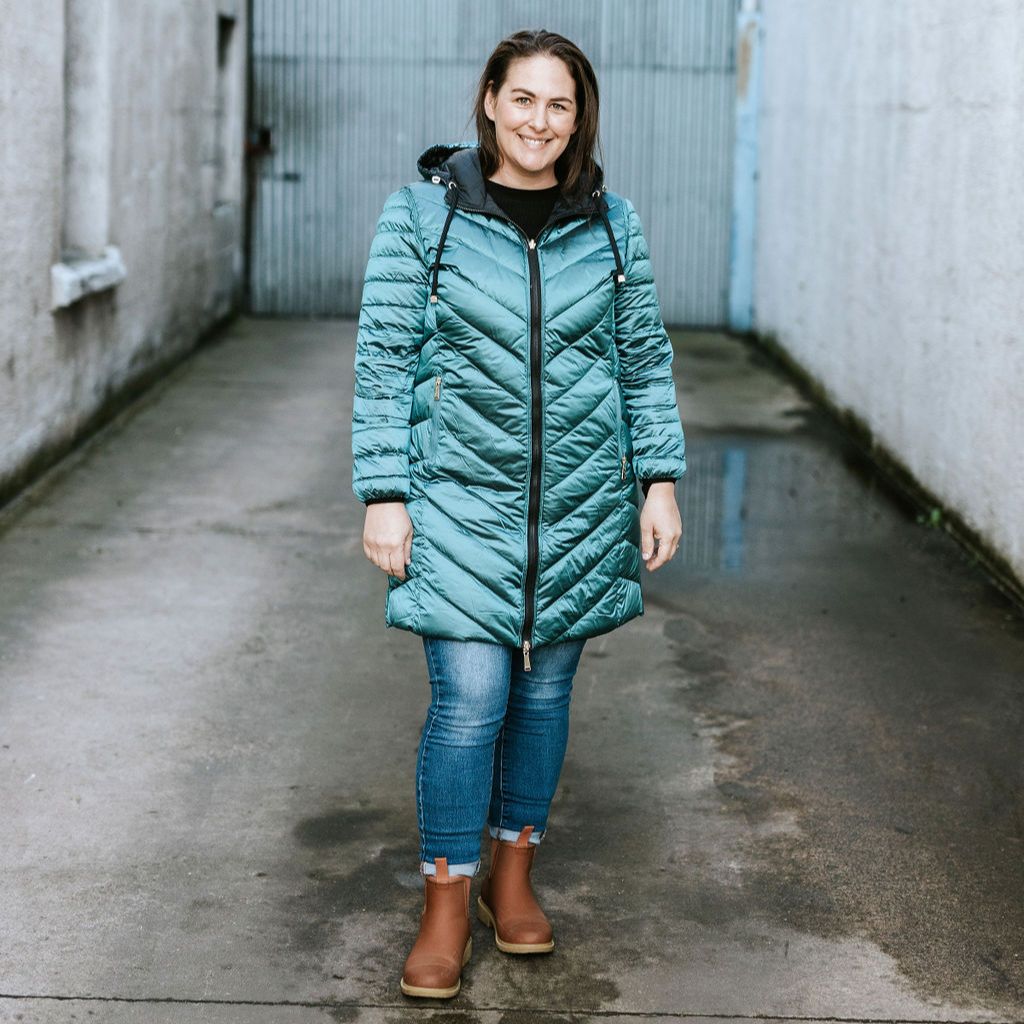 Arnie Women&#39;s 90/10 Reversible Down Coat - Black/Empire