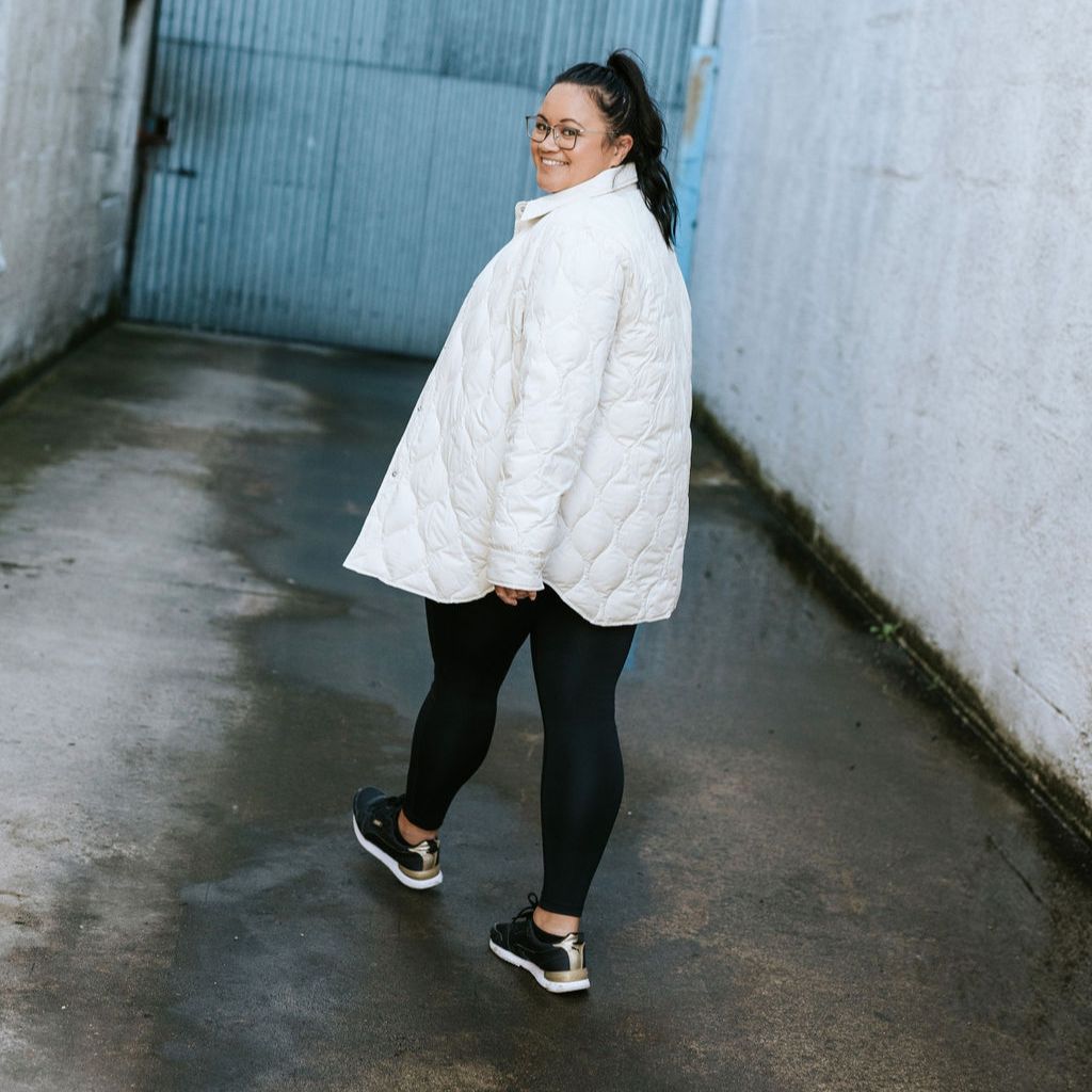 Ash Women&#39;s 90/10 Quilted Down Overshirt - Cream