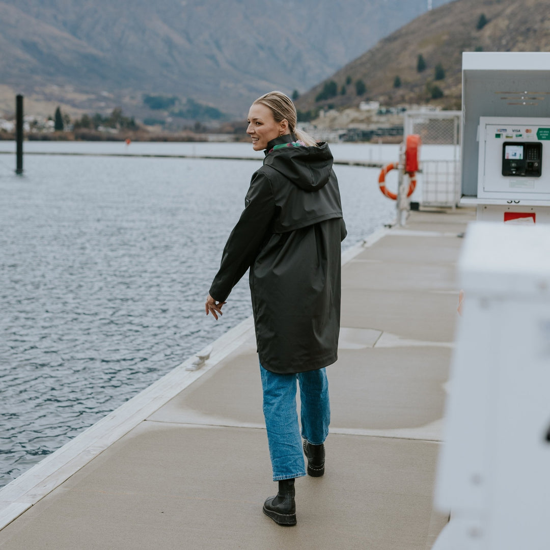 Billie Raincoat - Black/Evie Marble