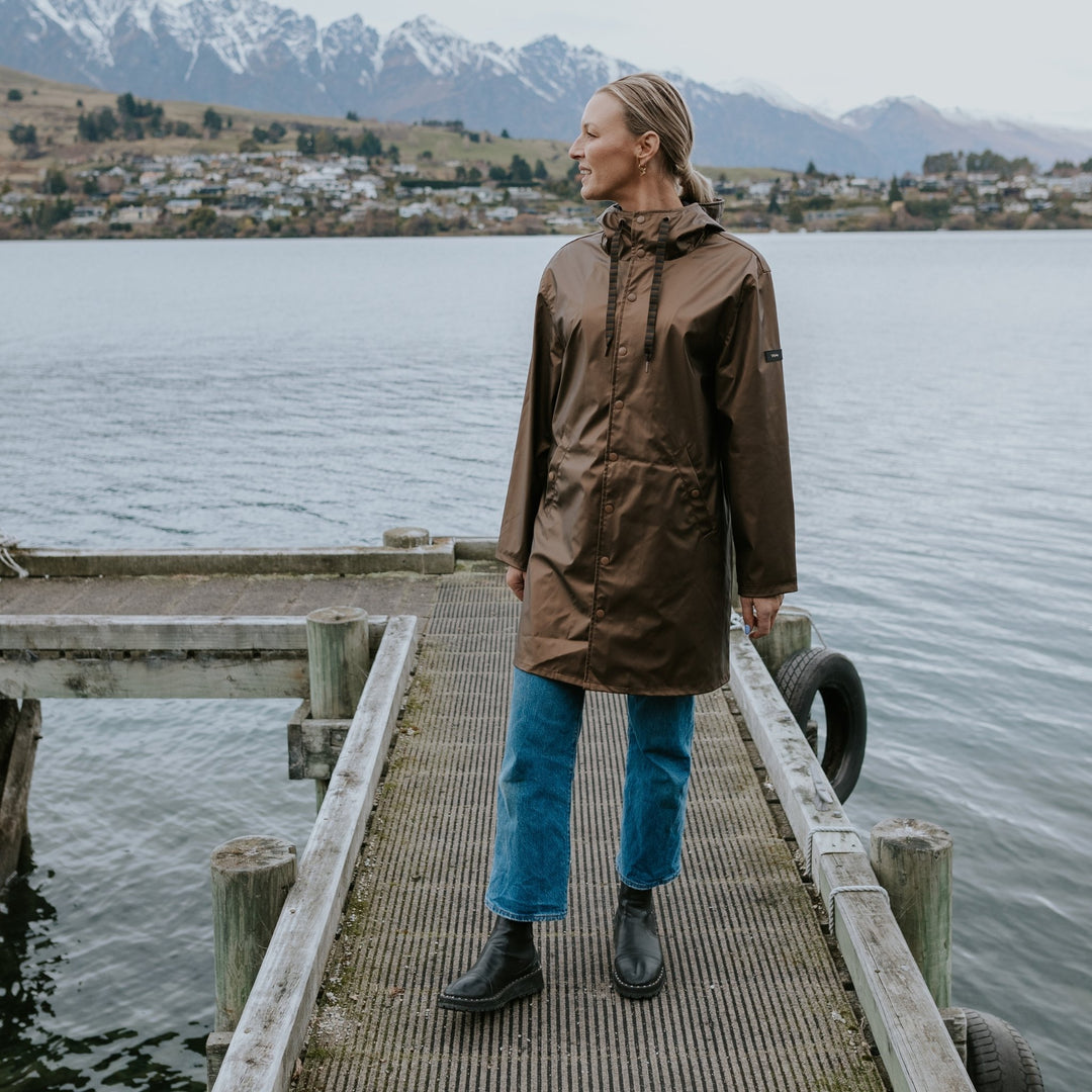 Charlie Raincoat - Antique Gold