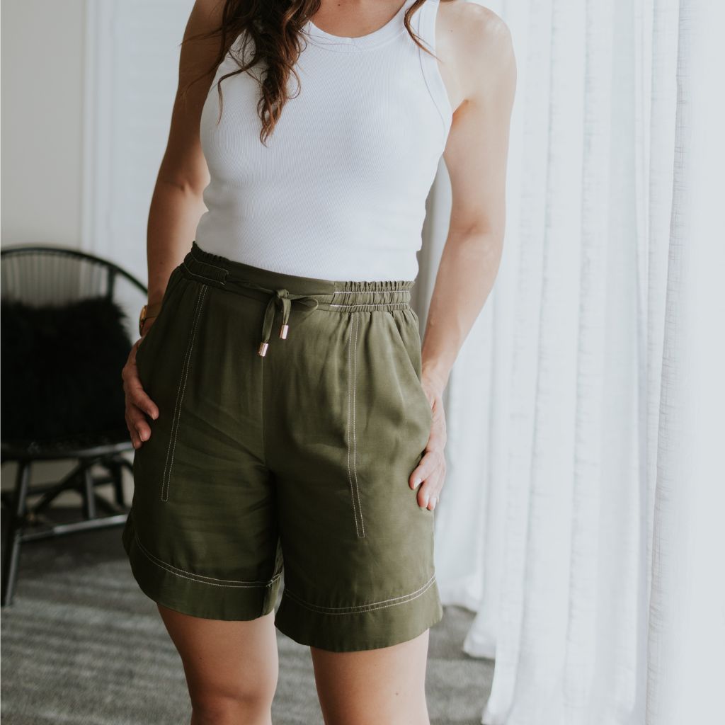 Dylan Women's Viscose Blend Shorts - Bonsai Green