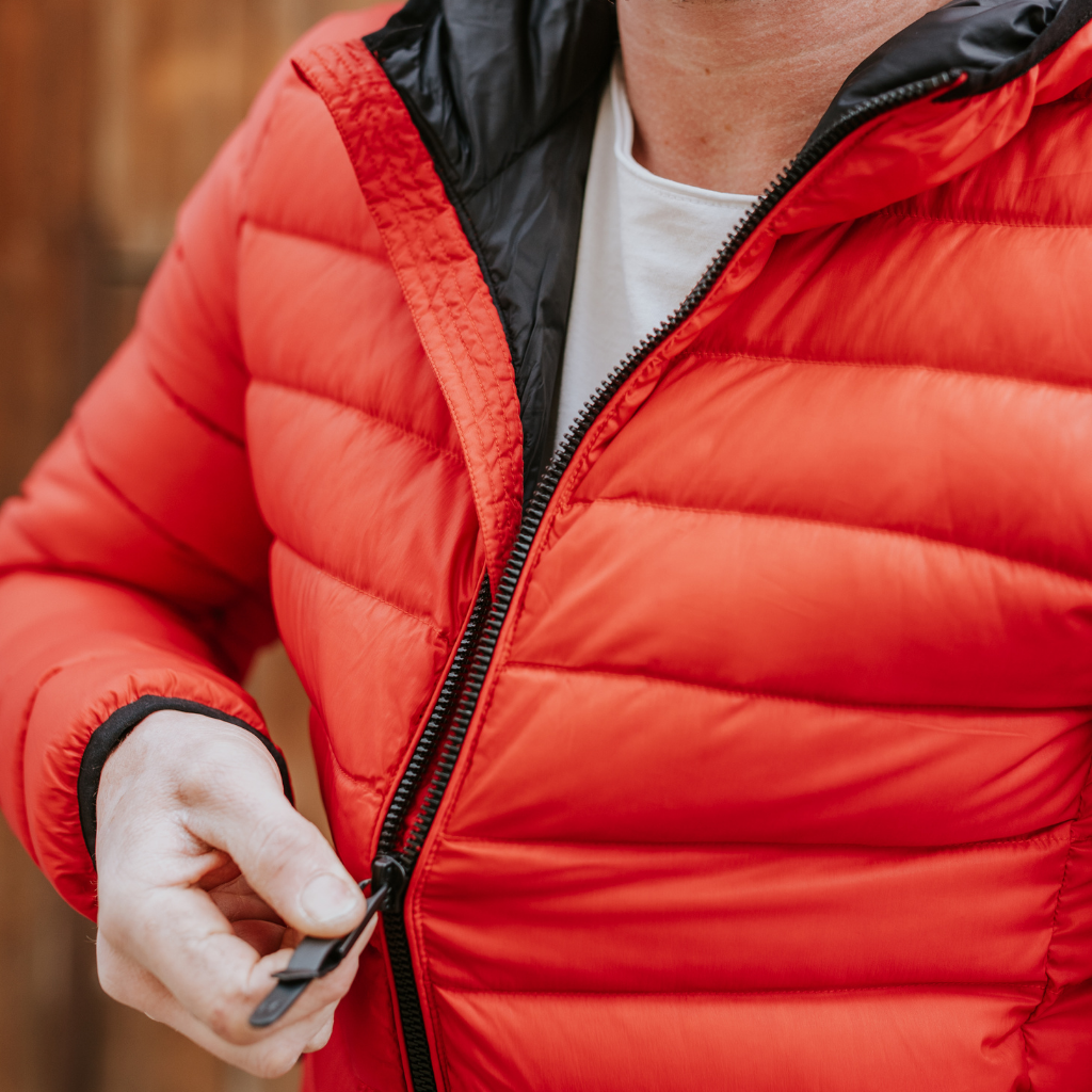 Jimmy Men&#39;s 90/10 Packable Down Jacket - Red