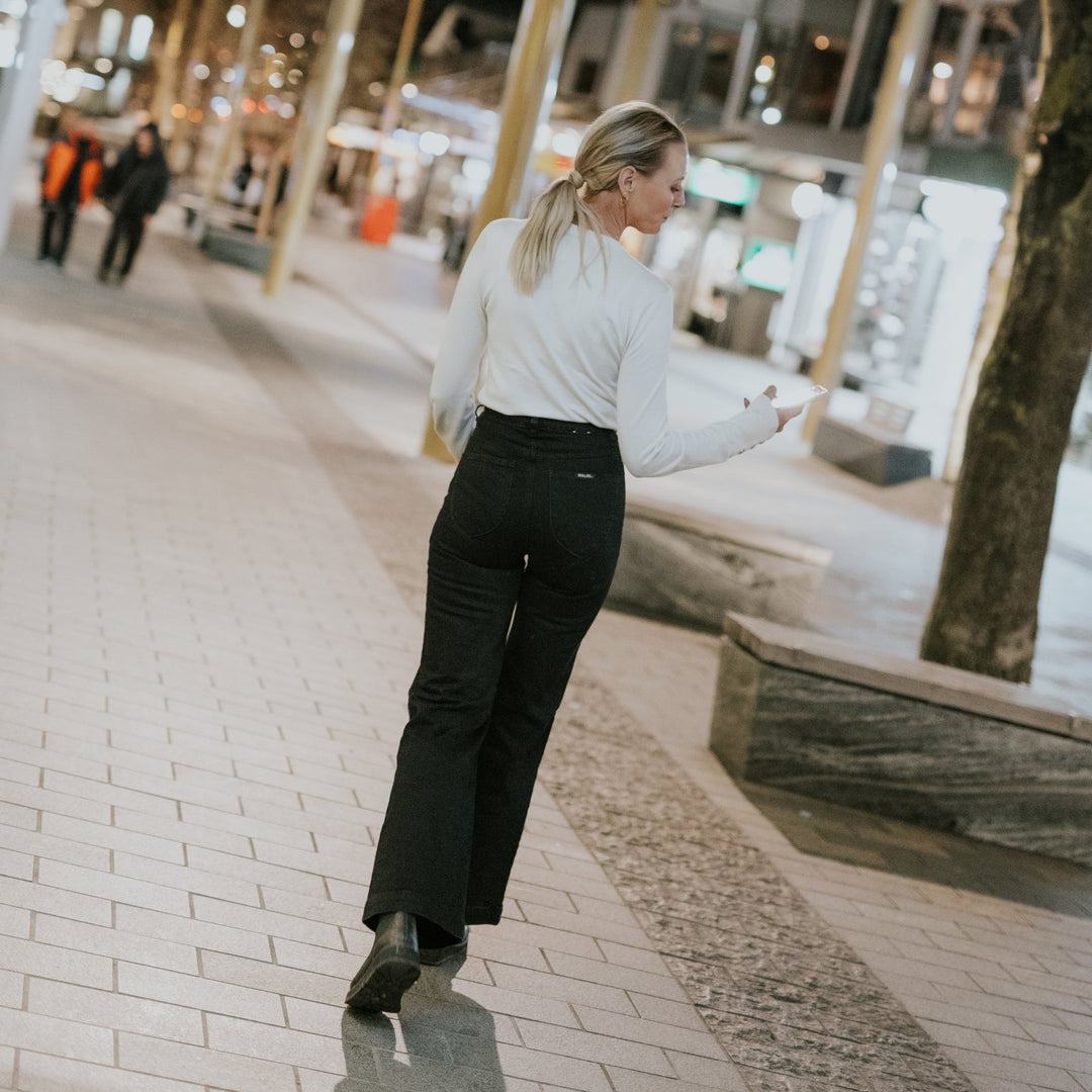 Lina Long Sleeve Ribbed Top - Pearl