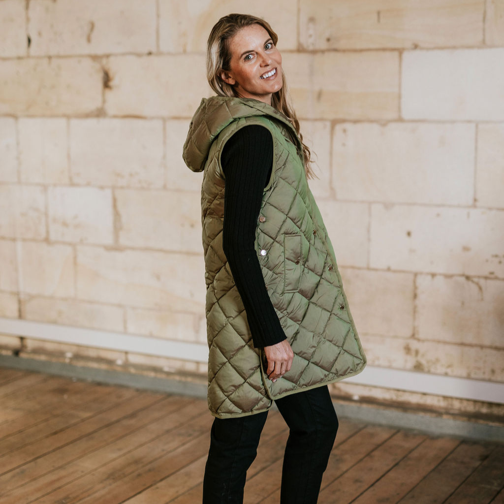 Mae Women&#39;s Quilted Long Vest - Avocado