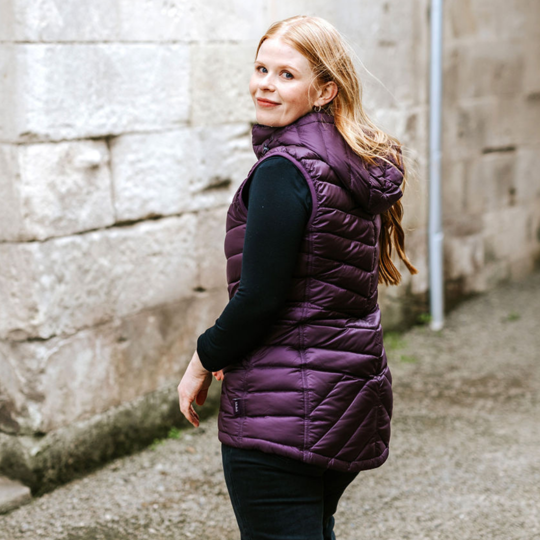 Mary-Claire Women&#39;s 90/10 Packable Down Vest - Midnight Plum