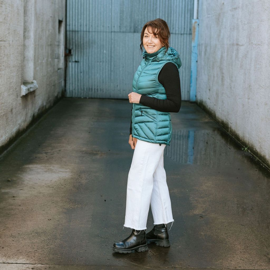 Mary-Claire Women&#39;s 90/10 Packable Down Vest - Empire Teal