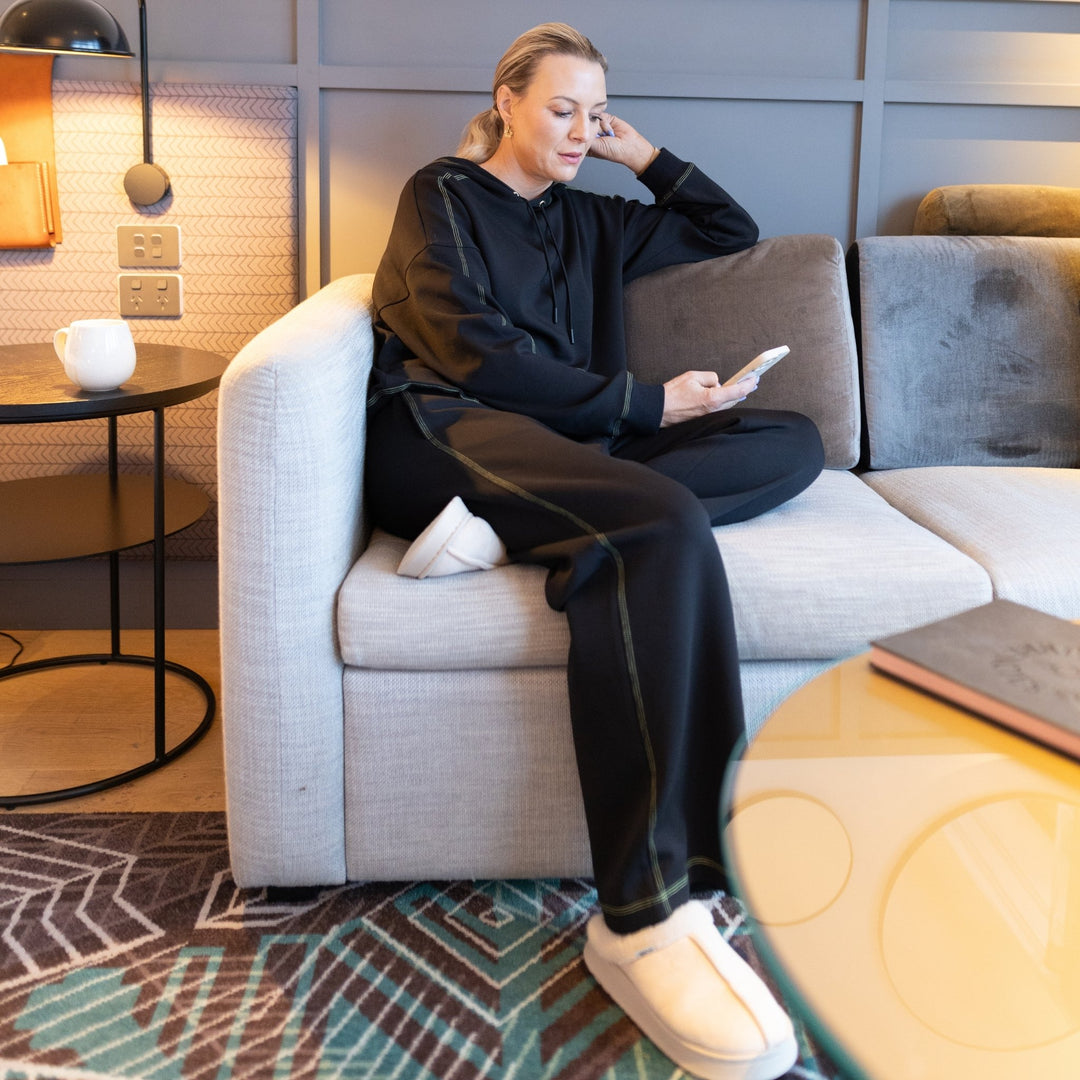 Posie Hoodie - Black