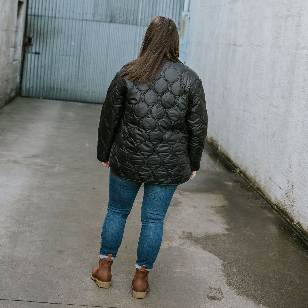 Talei Women's Quilted Bomber - Black