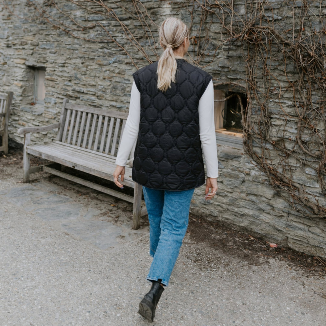 Neve Quilted Vest - Black