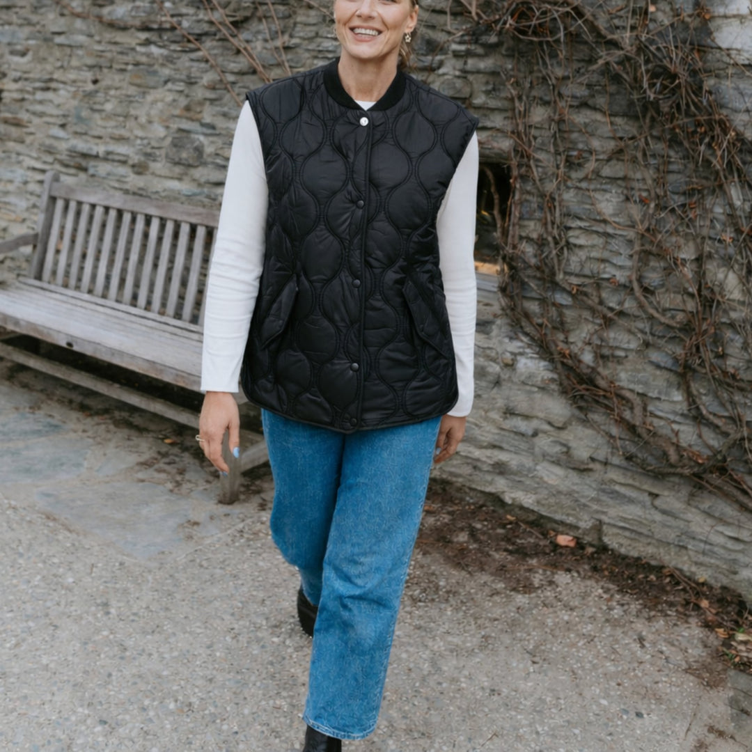 Neve Quilted Vest - Black